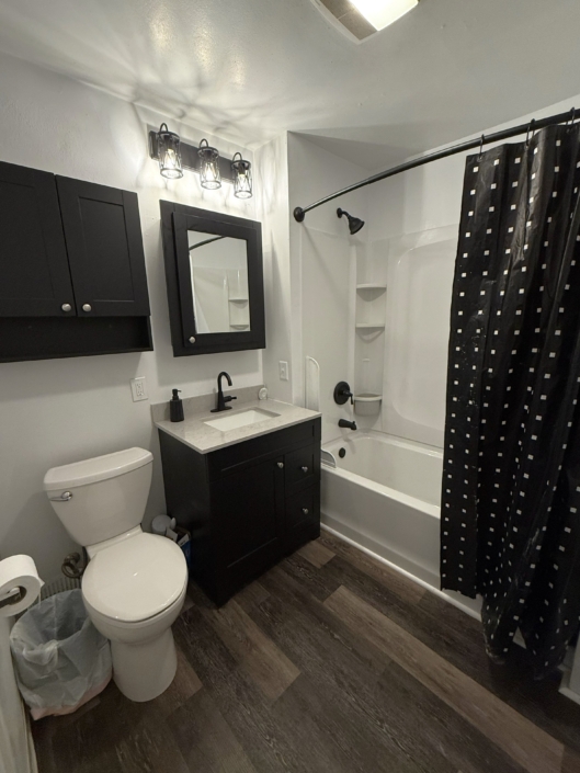 2nd Floor Bath