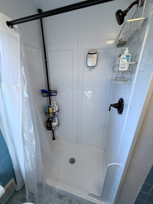 2nd Floor Bath