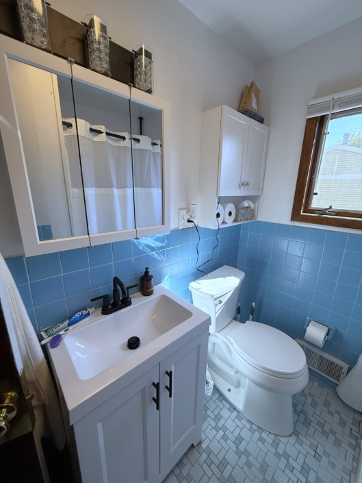 2nd Floor Bath